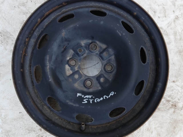 193051 Fiat Strada lemezfelni (1db) a képen látható állapotban 5,5x14