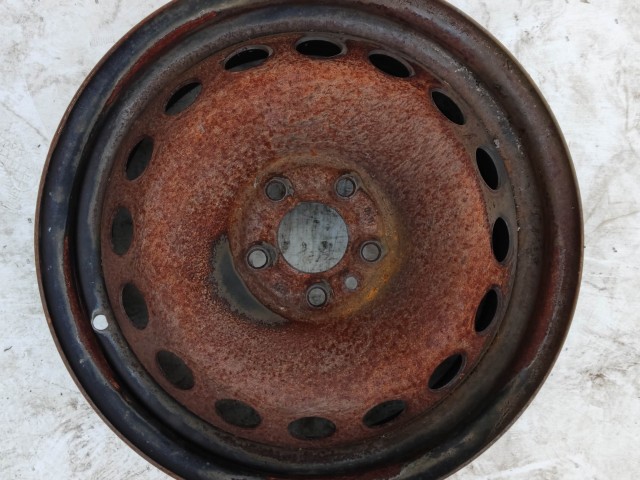 193052 Fiat 500L 6x15