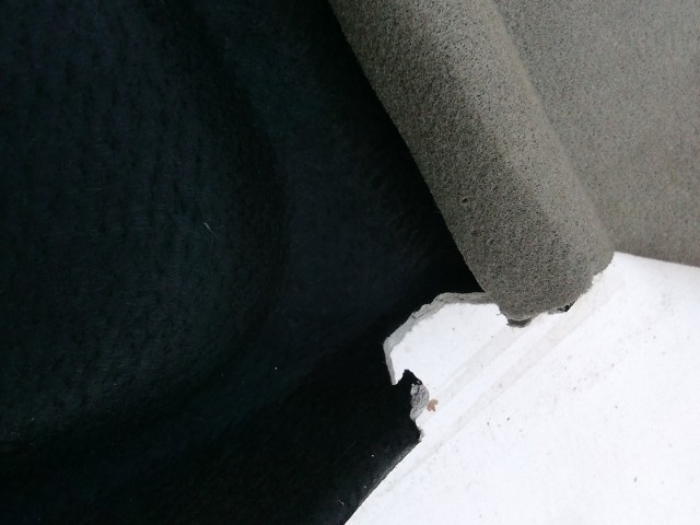 194308 Nissan Micra K12 2003-2010 Kalaptartó, műanyag betétek hiányoznak!!!!