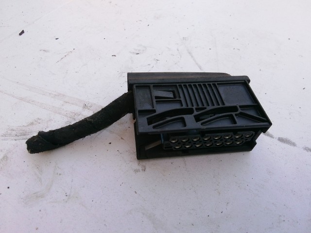 194818 Mercedes Benz E-Class W210 1995-2002 Abs Elektromos csatlakozó 0265202464