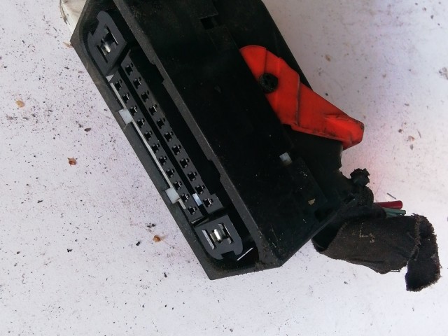 194798 Chevrolet Matiz 2005-2013 Abs Elektromos csatlakozó 06.2109-6667.3