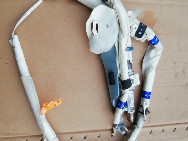 Volkswagen Tiguan 2007-2018 2007-2017 Légzsák Használt  Függöny légzsák fekete jobb 