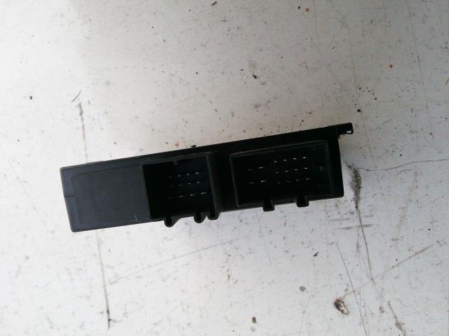 Volkswagen Tiguan 2007-2018 2007-2017 Elektronika Használt Vonóhorog