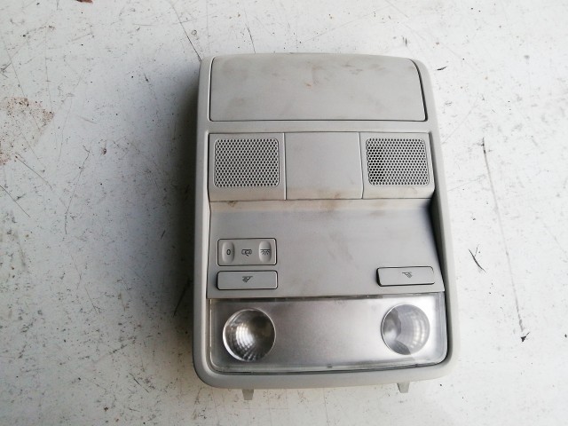 Volkswagen Tiguan 2007-2018 2007-2017 Belső világítás Használt  Első