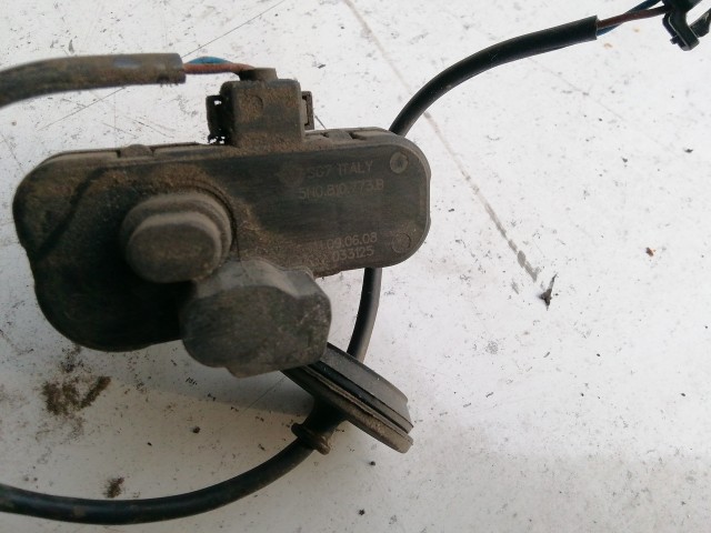 Volkswagen Tiguan 2007-2018 2007-2017 Tankajtó zár Használt 