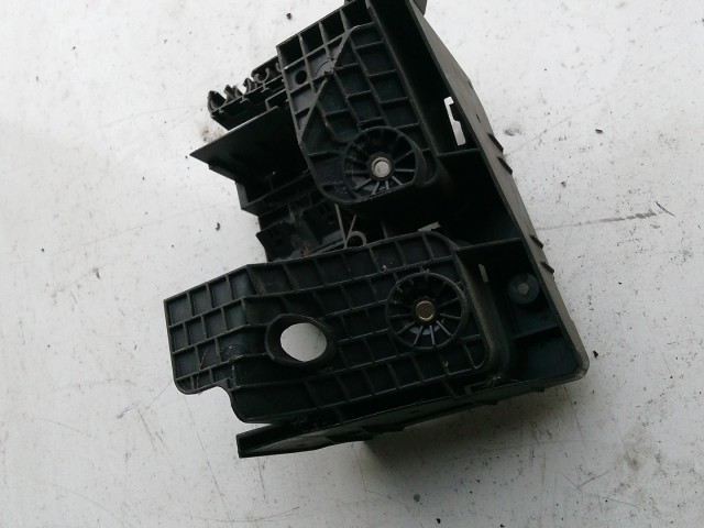 Volkswagen Tiguan 2007-2018 2007-2017 Biztosítéktábla ház Használt 