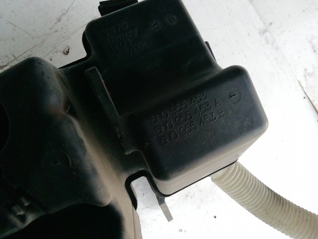 Volkswagen Tiguan 2007-2018 2007-2017 Ablakmosó tartály Használt  sima 