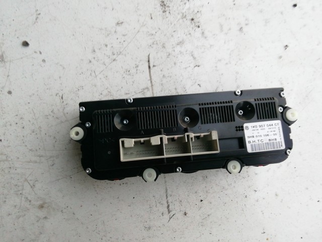 Volkswagen Tiguan 2007-2018 2007-2017 Szellőzés vezérlő panel Használt  Digit klímás 