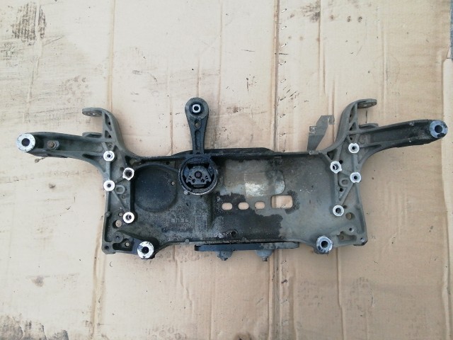 195999 Volkswagen Tiguan 2007-2018 első segédalváz (bölcső) 3C0199369H