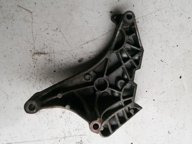 Volkswagen Tiguan 2007-2018 2007-2017 Tartóbakok Használt  alubak Motor tartó  