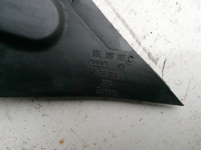 Volkswagen Tiguan 2007-2018 2007-2017 Vezérmű burkolat Használt Felső Külső  