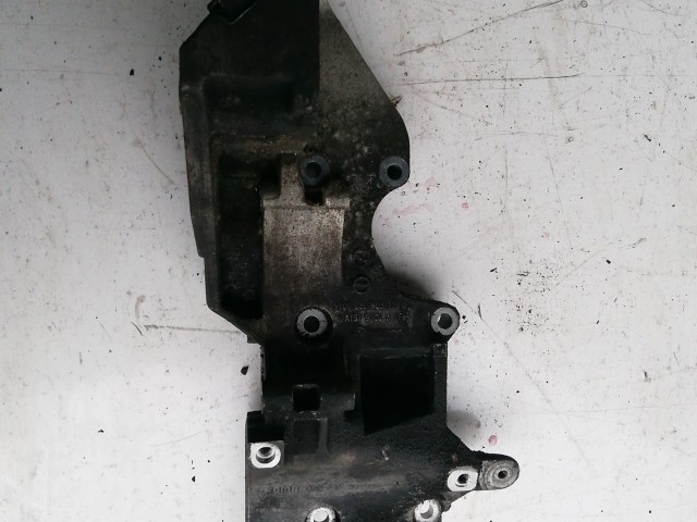 Volkswagen Tiguan 2007-2018 2007-2017 Tartóbakok Használt  alubak Klímakompresszor tartó  