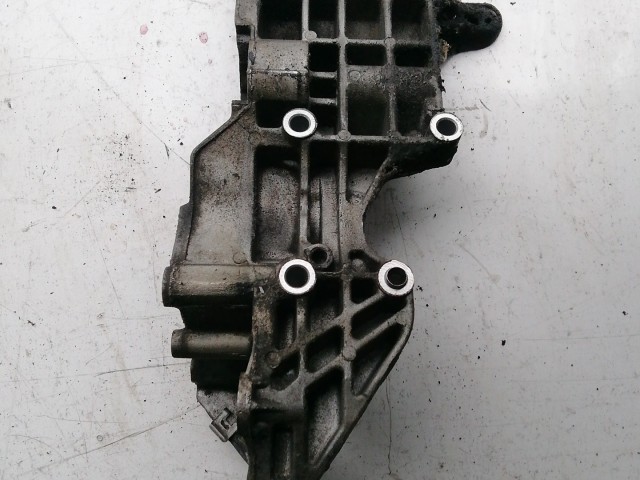 Volkswagen Tiguan 2007-2018 2007-2017 Tartóbakok Használt  alubak Klímakompresszor tartó  