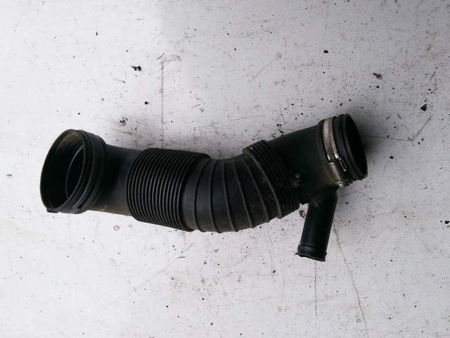 Volkswagen Tiguan 2007-2018 2007-2017 Levegőcső  Használt  légszűrőházból a szívócsonkba 