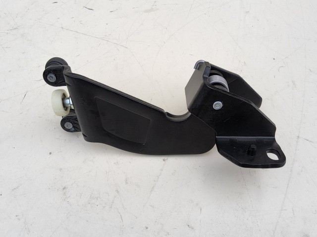 Fiat Doblo 2009-2022 utángyártott új, bal tolóajtó középső görgő