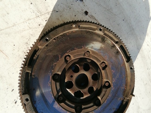 Volkswagen Tiguan 2007-2018 2007-2017 Lendkerék Használt  két tömegű 