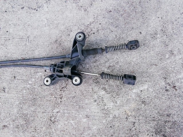 Volkswagen Tiguan 2007-2018 2007-2017 Váltóbovden Használt  pár  5N0711266C