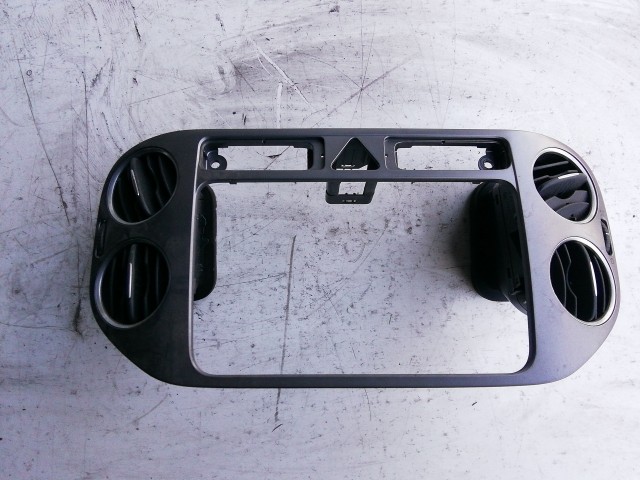 Volkswagen Tiguan 2007-2018 2007-2017 Levegő beömlő Használt 