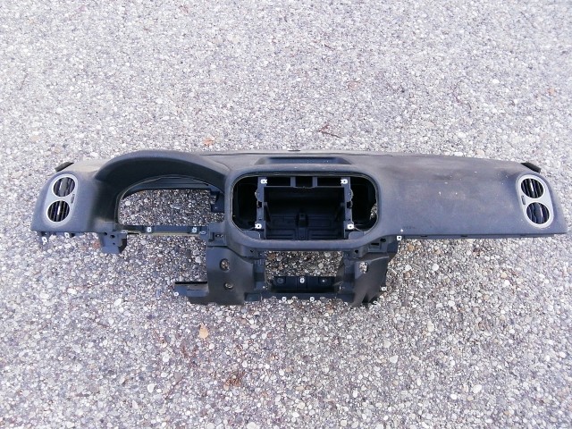 Volkswagen Tiguan 2007-2018 2007-2017 Műszerfal párna Használt  