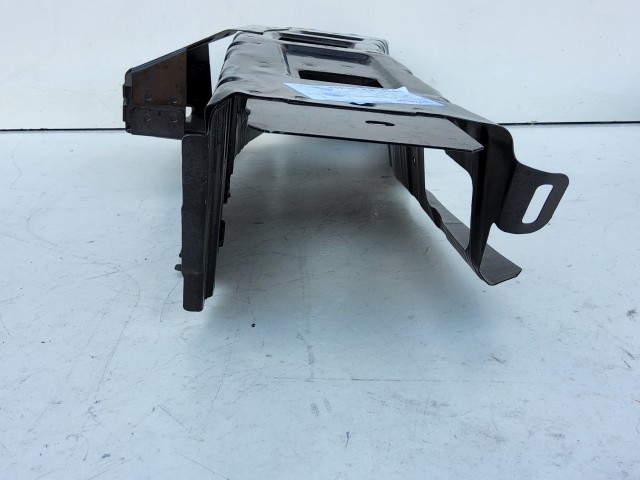 Fiat Doblo 2015-2022 gyári új, jobb oldali sárvédő tartó