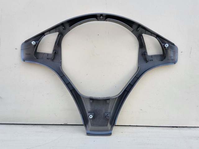 Alfa Romeo Giulietta 2010-2020 Kormányközép Használt ezüst A Képen Látható Állapotban 