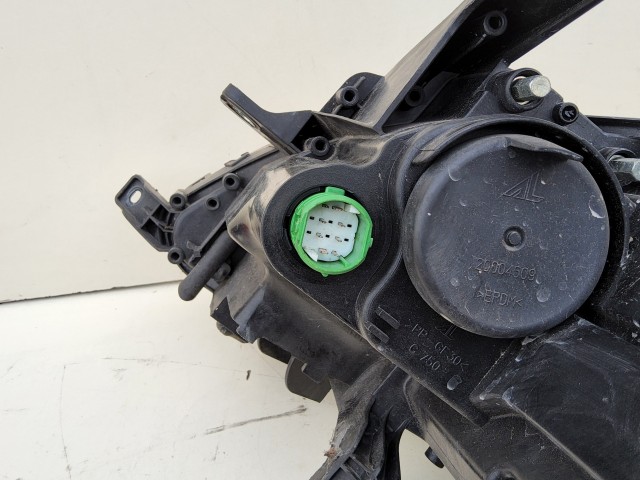 193215 Lancia Delta 2008-2014 jobb első xenon fényszóró, képen látható sérüléssel 51876361