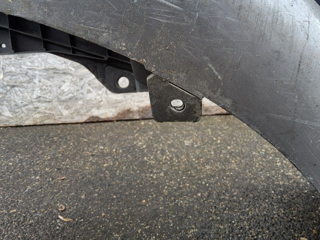 181063 Alfa Romeo Giulietta 2010-2016 első lökhárító, a képen látható javítással 