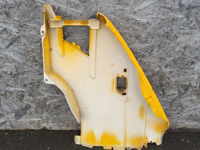 193268 Iveco Daily 2002-2011 Sárvédő Használt  Jobb első Sárga 