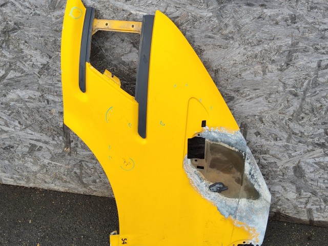 193269 Iveco Daily 2002-2011 Sárvédő Használt  Bal első Sárga 