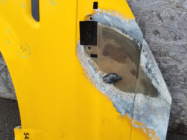 193269 Iveco Daily 2002-2011 Sárvédő Használt  Bal első Sárga 