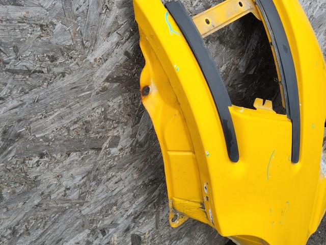 193269 Iveco Daily 2002-2011 Sárvédő Használt  Bal első Sárga 