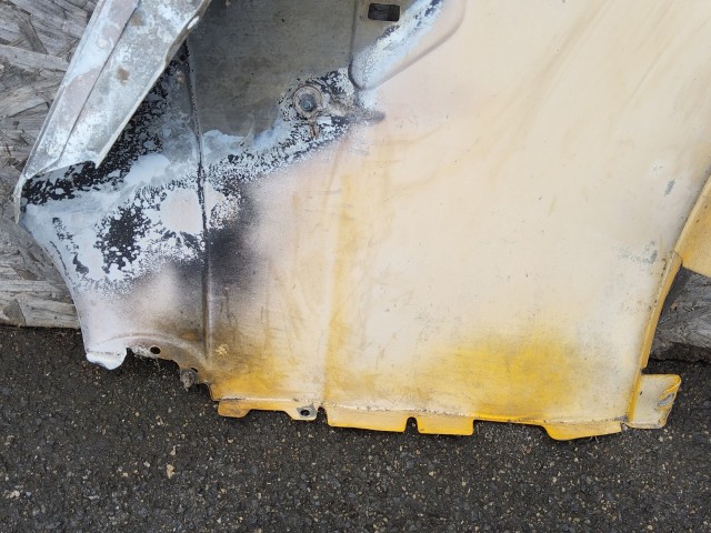 193269 Iveco Daily 2002-2011 Sárvédő Használt  Bal első Sárga 