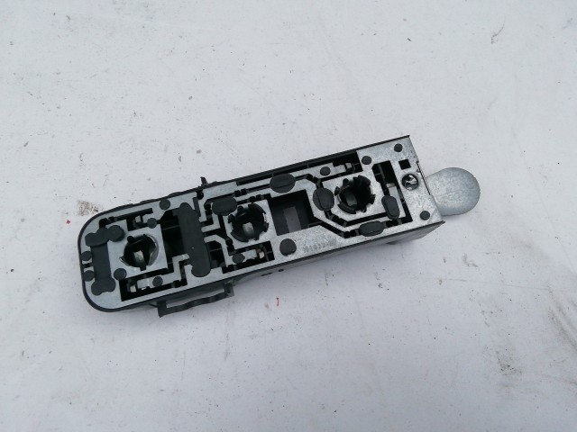 Mercedes Benz C-Class W203 2001-2008 Izzó foglalat Használt  jobb hátsó
