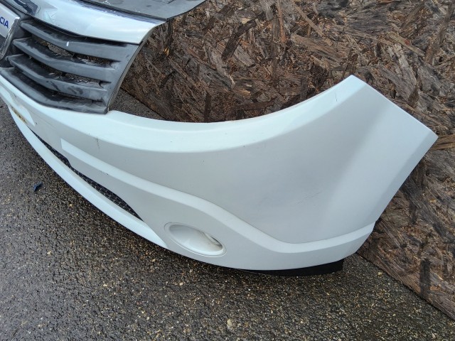 193273 Dacia Sandero 2008-20112 első lökhárító