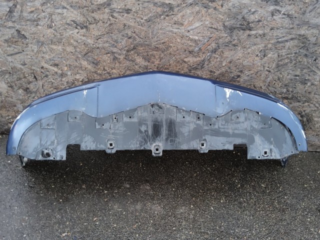 193274 Mercedes Benz B-Class parkszenzoros, első lökhárító, a képen látható sérüléssel