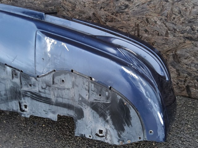 193274 Mercedes Benz B-Class parkszenzoros, első lökhárító, a képen látható sérüléssel