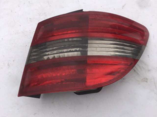 195877 Mercedes Benz B-Class W245 2005-2011 Jobb hátsó külső lámpa, izzófoglalat nélkül!!!!