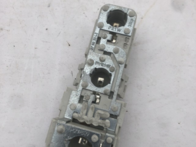 195876 Mercedes Benz B-Class W245 2005-2011bal hátsó külső Izzó foglalat A1698202664