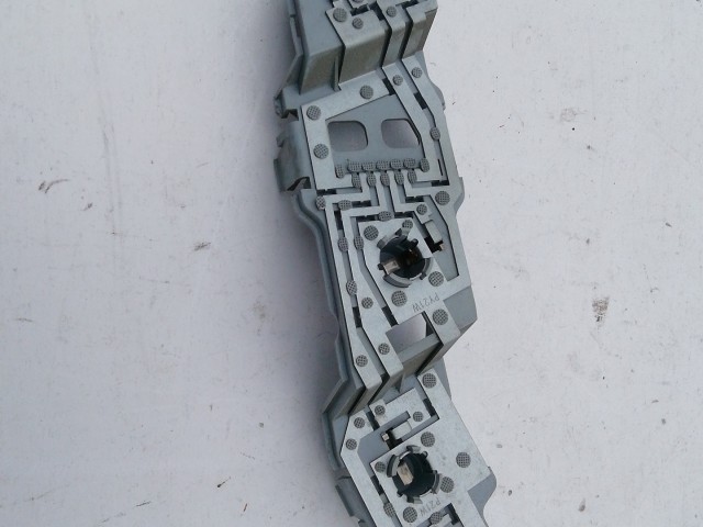 195865 Mercedes Benz A-Class(W169) 2004-2008 jobb hátsó lámpa Izzó foglalat