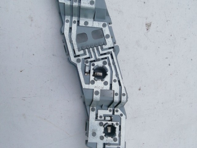 195856 Mercedes Benz A-Class(W169) 2004-2008 bal hátsó lámpa Izzó foglalat A1698200364