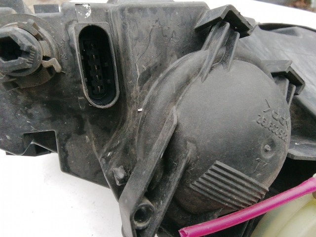 195830 Mercedes Benz A-Class(W169) 2004-2008 bal első fényszóró, a képen látható matt plexivel