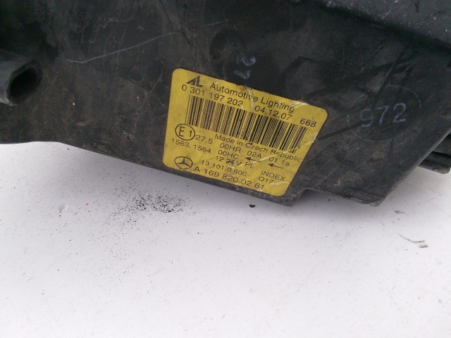 195824 Mercedes Benz A-Class(W169) 2004-2008 Jobb első fényszóró, a képen látható állapotban A1698200261