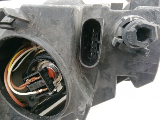 195824 Mercedes Benz A-Class(W169) 2004-2008 Jobb első fényszóró, a képen látható állapotban A1698200261