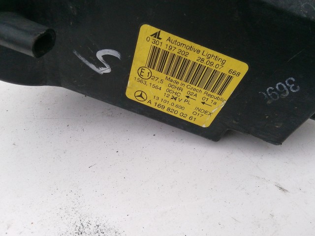 195822 Mercedes Benz A-Class(W169) 2004-2008 Jobb első fényszóró A1698200261