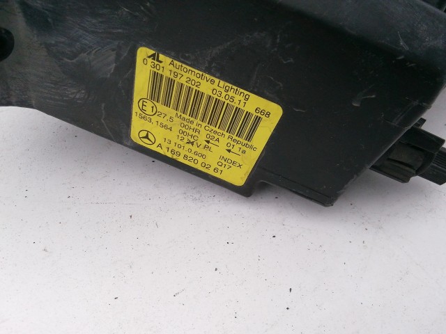 195819 Mercedes Benz A-Class(W169) 2004-2008 Jobb első fényszóró A1698200261