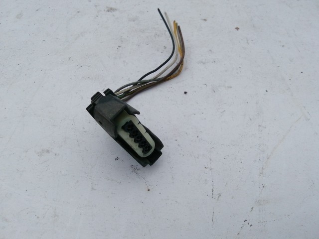 195818 Mercedes Benz A-Class(W169) 2004-2008 jobb első fényszóró elektromos csatlakozó A1698200261