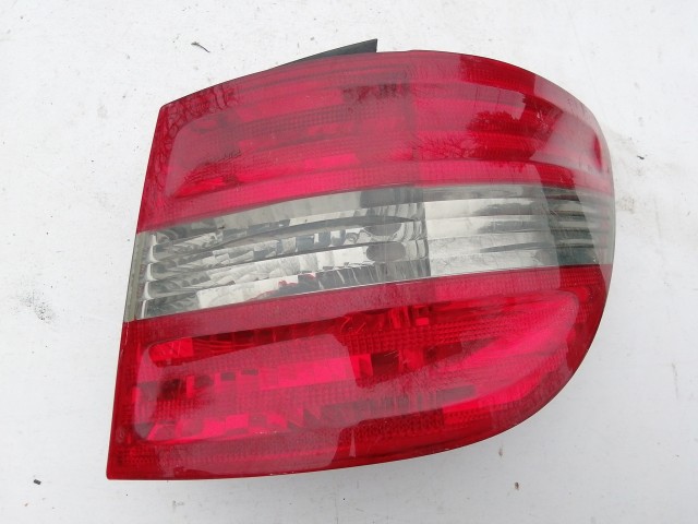 195810 Mercedes Benz B-Class W245 2005-2011 Jobb hátsó külső lámpa, izzófoglalat nélkül!!!!