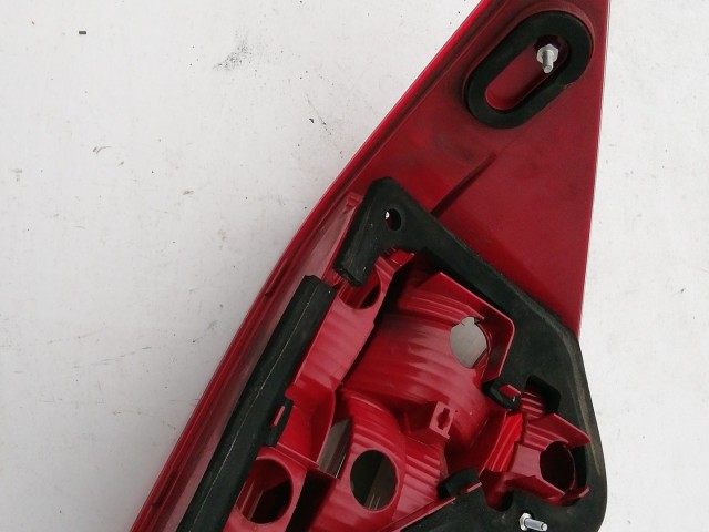 195803 Mercedes Benz C-Class W203 2001-2008 Lámpa , Fényszóró Használt   Jobb hátsó