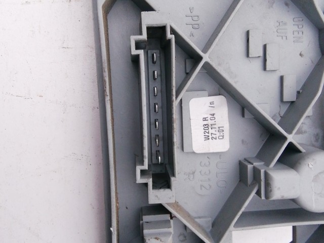 Mercedes Benz C-Class W203 2001-2008 Izzó foglalat Használt  jobb hátsó