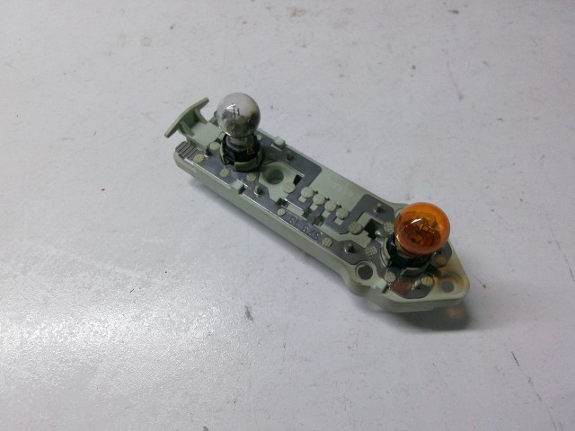 Mercedes Benz E-Class W211 2002-2008 Izzó foglalat Használt  bal hátsó